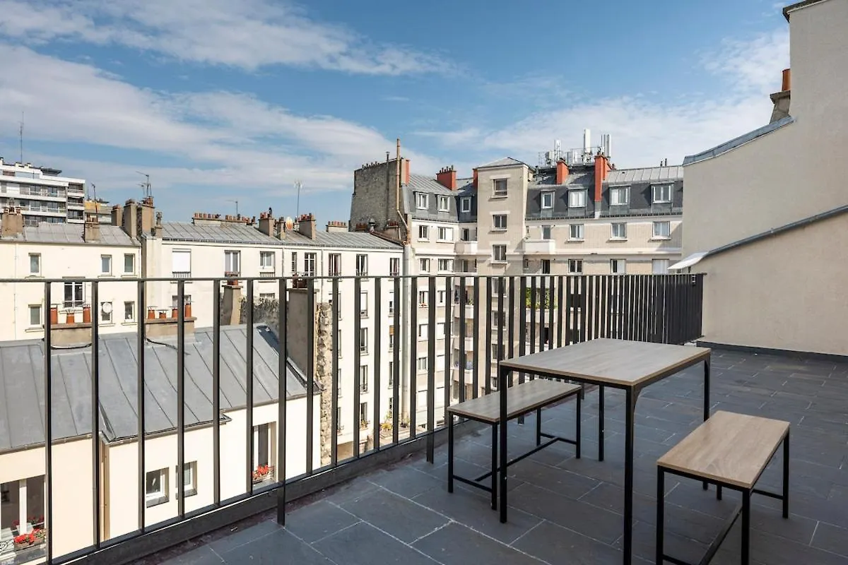 Paris Studio With View Of Montmartre 0*,  フランス